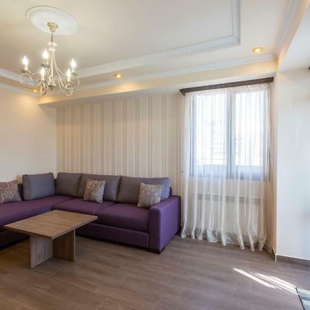 Umba Apartment N3 - Balcony And Mount Ararat View Jerevan Eksteriør bilde